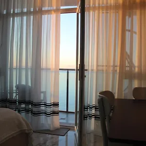 Sea Апартаменты